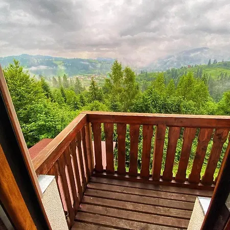 біля лісу апартименти з трьома спальнями Apartment *